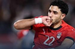 亚博体育- 黑袍纠察队劲爆场面 