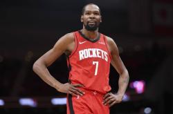 YABO-包含杜兰特在中国队比赛中精彩发挥，惊险取胜引发热议！的词条